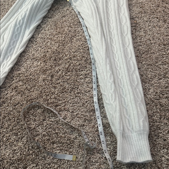 ALO Yoga Winter Bliss Hoodie & Pants Set Ivory - Picture 8 of 15